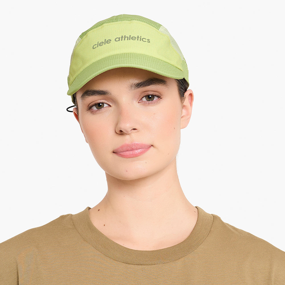 Gorra de running Ciele FST Cap Field, color Sour Green/Terragon – vista 2