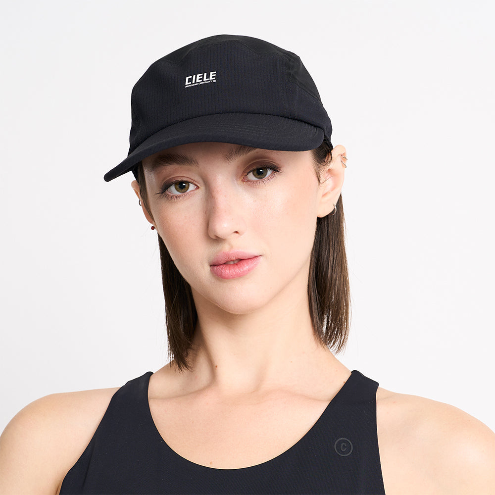GO_CAPITAL_CIELE_ATHLETICS_WHITAKER_NEGRO_4