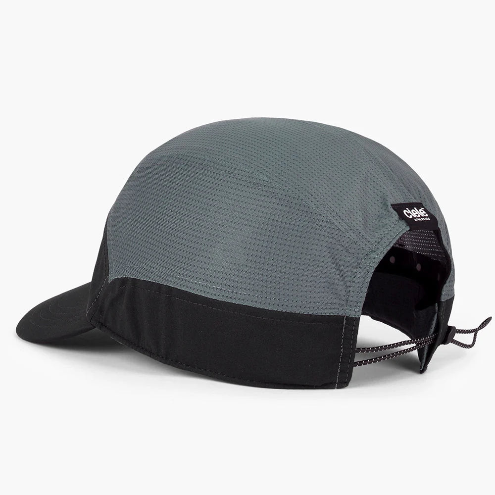 Gorra de running Ciele FSTCap SC Comp, color Black – vista trasera
