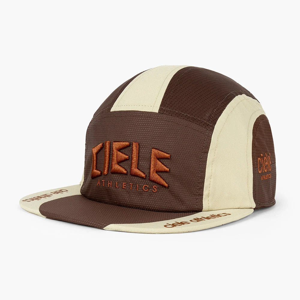 Gorra de running Ciele GOCap MRPH EQ Race Day, color Oak
